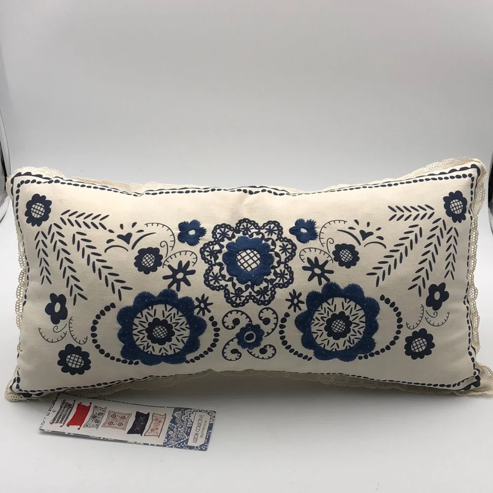 Luzoh Collective Floral Decorative Linen Pillow